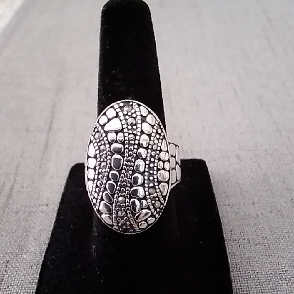Sterling Silver 9.25 ring   PRICE DROPPED